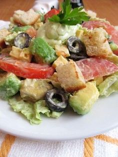 Салат с заправкой из авокадо : Салаты The dressing could be used in any vegetable salad!