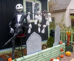 62 spooktacular diy halloween decorations holidays halloweenhalloween 2018nightmare before christmas - Nightmare Before Christmas Outdoor Halloween Decorations 62 spooktacular diy halloween decorations holidays halloweenhalloween 2018nightmare before christmas - Nightmare Before Christmas Outdoor Halloween Decorations