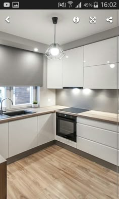 Liesi kulmassa, kivat kaapit #luxurykitchenmodern Kitchen Design Modern White, Kitchen Room Design