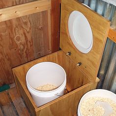DIY Composting Toilet - A little worrisome for the risk of disease ... DIY Composting Toilet - A little worrisome for the risk of disease ...