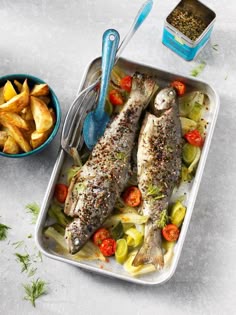 De 60+ beste afbeeldingen van Forel in 2020 | forel, forel Gegrilde forel ingepakt in pancetta | Gegrilde forel, Forel
