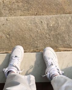 19 ottime idee su How to style - Nike Air Force 1 mid | vestiti ... 19 ottime idee su How to style - Nike Air Force 1 mid | vestiti ...