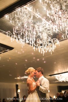 29 Best Monarch Photography Weddings In Louisville Kentucky Images Woodhaven Country Club See More First Dance Louisville Wedding Photography Photographer St Johns Evangelical Church