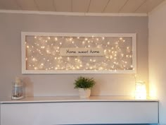 Lichter im Bilderrahmen - Willkommensschild Décor Room, Diy Home Décor, Diy Flat Décor, Diy Room Décor, Room Decor, Decoracion De Interiores, Diy Apartment Decor