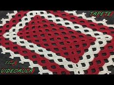 Tapete em fio conduzido em diagonal -passo a passo - Pink Artes Croche by Rosana Recchia - YouTube Blanket Pattern, Rug Pattern, Free Crochet Pattern