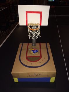 Parody Fuck Videos Girl Poops Out Basketballs