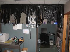 good idea for using black trash bags to decorate with halloween cubiclehalloween officehalloween