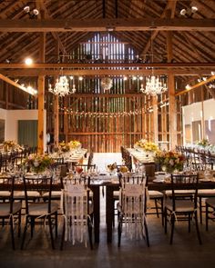 Milwaukee Ballroom Wedding From Valo Photography Locations Milwaukee Ballroom Wedding From Valo Photography Locations Pinterest Venues Ballrooms And Wisconsin