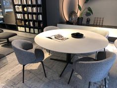 Die 100+ besten Bilder zu #Tische in 2020 | tisch Ideal für viele Gäste: #Esstisch LIM von #mdfitalia in #grau
