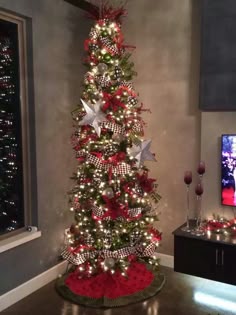 my creative friend decorated this beautiful christmas tree it is beautiful - Skinny Christmas Tree Decorating Ideas my creative friend decorated this beautiful christmas tree it is beautiful - Skinny Christmas Tree Decorating Ideas