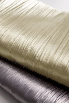 https://i.pinimg.com/236x/b9/09/0e/b9090e44a62265e981711b788512273c--curtain-fabric-curtains.jpg