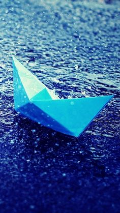12 Ideias De Barquinho De Papel Barcos De Papel Barco Fotografia Amarela