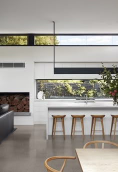 The Light Box by Finnis Architects and Damon Hills - MyHouseIdea Modern Kitchen Window, Home Decor Kitchen, Modern Kitchen Design, Interior Design Kitchen, Modern House Design, Home Kitchens, Interior Decorating, Kitchen Windows