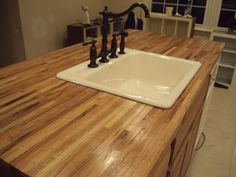 1 2 X 25 X12 Lft Maple Butcher Block Countertop Williamsburg Williamsburg Butcher Block Co X 36 6 Builder Oak Island Top