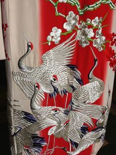 CRANES AND BAMBOO EMBROIDERED SET OF 2 HAND TOWELS BATH
