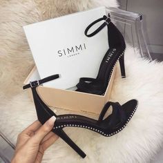 20+ Sneaker sunday ideas | flat black leather boots, luxury 20+ Sneaker sunday ideas | flat black leather boots, luxury
