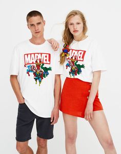 20+ LICENCIAS ideas | t shirt, fashion, shirts WAAR IS WALLY – Pull & Bear | Ropa y accesorios, Camiseta