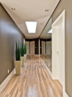 Studio 5 395 Best Images On Pinterest In 2018 Paint Colors Corredores E Halls De Entrada Por Espaço Do Traço Arquitetura