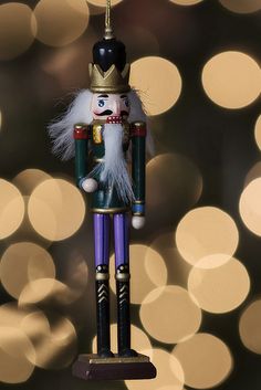 Wood Soldier Figurine Hold Bagpipe Decorations for Christmas Puppet Toy IPOTCH 11.8 inch Nutcracker Ornaments Wood Soldier Figurine Hold Bagpipe Decorations for Christmas Puppet Toy IPOTCH 11.8 inch Nutcracker Ornaments