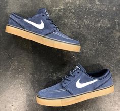 262 Best Nike images in 2019 | Nike, Nike outfits, Sneakers nike Foot Time: Kie Ney AMAX 97 NIKE AIR MAX 97 game royal