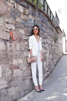 Guess Beverly seasonal zip jeans optic white Guess Beverly seasonal zip jeans optic white
