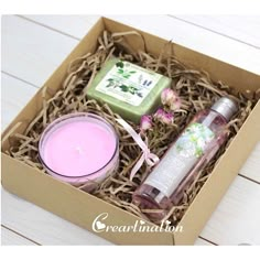 Valentines was never such fun! These hampers are sure to bring more happiness and grow love in your relation. Get this cool hamper for your loved one and make the V-Day more memorable #valentinehamper #gift #valentinesdaygifts #love #onlyforyou #candle #loveforcandle #beautyproducts #creartination Present Gift