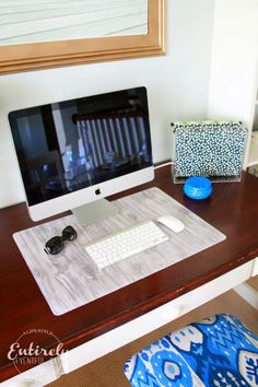 super quick and easy way to create a custom desk pad. cute way to super quick and easy way to create a custom desk pad. cute way to