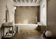 Rivestimenti bagni esempi, parete ruvida colore bianco, arredamento ... Esempio bagni moderni