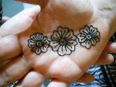 learn how to do henna tattoos on myself and other people for the learn how to do henna tattoos on myself and other people for the