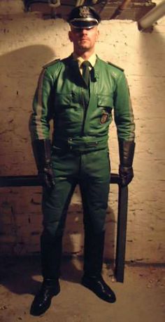 Schwule soldaten kennenlernen