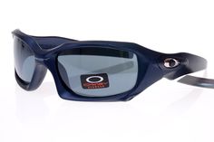 Oakley Lifestyle Sunglasses Black Frame Gray Lens 0676 | Shades/Sunglasses | Pinterest | Oakley, Lens and Cheap sunglasses