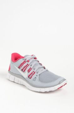Nike Womens Nike Free Run | Gucci Gucci, Louis Louis, Fendi Fendi ... Nike Free Womens Running Shoes Wolf Grey/Pink Force-White M)
