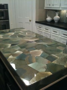 Clearresincountertops Look Like Glass Can Give A Modern Look Enchanting Unique Kitchen Countertops 2018 Clearresincountertops Look Like Glass Can Give A Modern Look Simple Unique Kitchen Countertops Inspiration Design