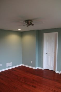 Love these blue gray walls. Paint color: wall Ovation by Behr ... Love these blue gray walls. Paint color: wall Ovation by Behr ...