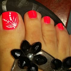 Toes! Not that colour though.