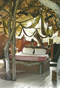 Tree House Interior oh my gosh! i would love to live in this tree house!!! seriously Tree House Interior oh my gosh! i would love to live in this tree house!!! seriously