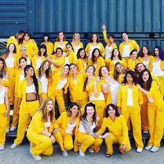 24 Ideas De Vis A Vissss Vis A Vis Serie Series De Netflix Series Y Peliculas