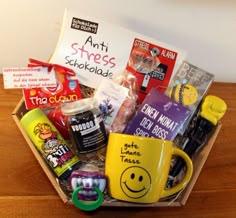 diy büro geschenke strass stifthalter dem lieben kollegen der kollegin ein lustiges geschenk überreichen als dankeschön anti stress neuer job neuer lebensabschnitt und guter grund für eine diy büro geschenke strass stifthalter dem lieben kollegen der kollegin ein lustiges geschenk überreichen als dankeschön anti stress neuer job neuer lebensabschnitt und guter grund für eine