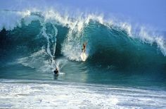 Monster Waves At The Wedge In Newport Beach 100 000 Pack Huntington Wipeout On A Wave At The Wedge In Newport Beach California