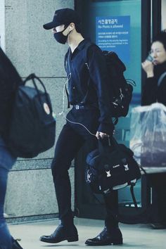 Kitty Dress Like Jungoo Too のアイデア 1 件 ジョングク グク 空港のスタイル Kitty Dress Like Jungoo Too のアイデア 1 件 ジョングク グク 空港のスタイル