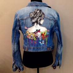 Upcycling, Art Clothes, Painted Clothes, Fashion Drawing, T Shirt Painting, Painted Clothes Diy, Painted Jacket, Denim Art, Painted Jeans