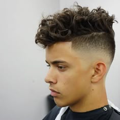 mens haircut fade curly