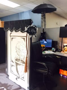 halloween witchery cubicle contest