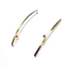 Mia Diamonds 14k Yellow Gold Polished Twisted Oval Hollow Hoop Earrings