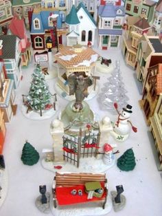 hallmark nostalgic houses and shops collectors series 1984 to 2009 2012 christmas village - Hallmark Christmas Village hallmark nostalgic houses and shops collectors series 1984 to 2009 2012 christmas village - Hallmark Christmas Village