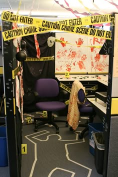 halloween in the office decorate cubicle