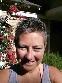 Short hair 4 months after chemo | Bald Beauty- I kicked cancer\'s ass ... Short hair 4 months after chemo | Bald Beauty- I kicked cancer\'s ass ...
