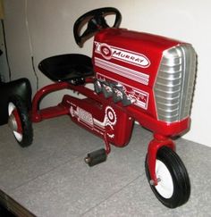 a vintage ride on tractor so neat for my kid who might never get western flyer tractor pedal car
