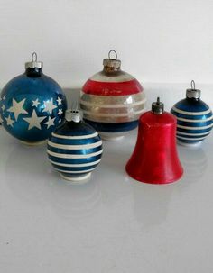 festive and multifunctional It/'s fun Beautiful vintage lidded jar is delightfully decorated in retro colors of turquoise and orange
