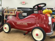 vintage radio flyer firetruck engine 9 with working bell and horn vintage radio flyer fire truck